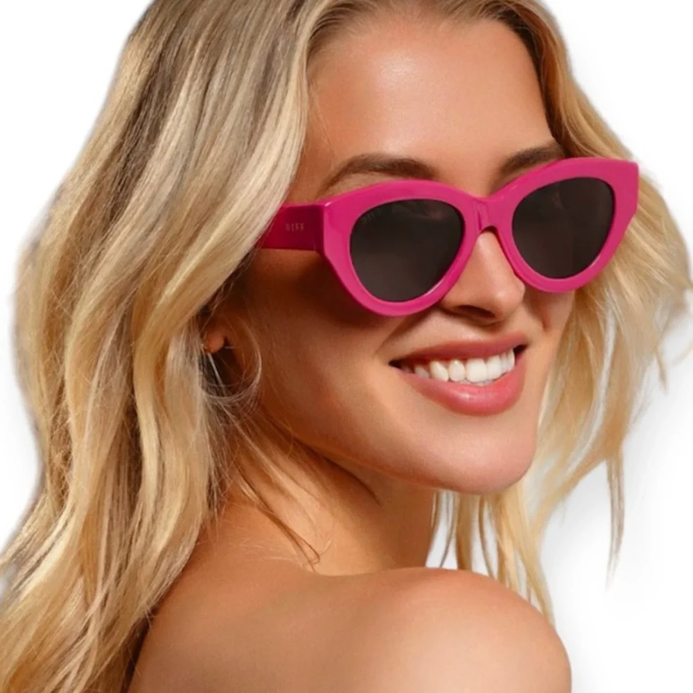DIFF Emily Sunglasses Parisian Pink Frames Chic Grey Lens Sunglasses NWT